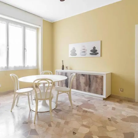 House San Siro M5 2 Netflix Appartement Milan